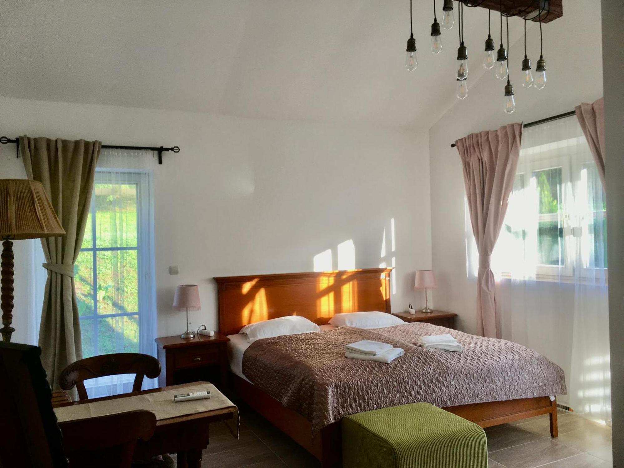Jokai Vendeghaz Homokkomarom Ngoại thất bức ảnh